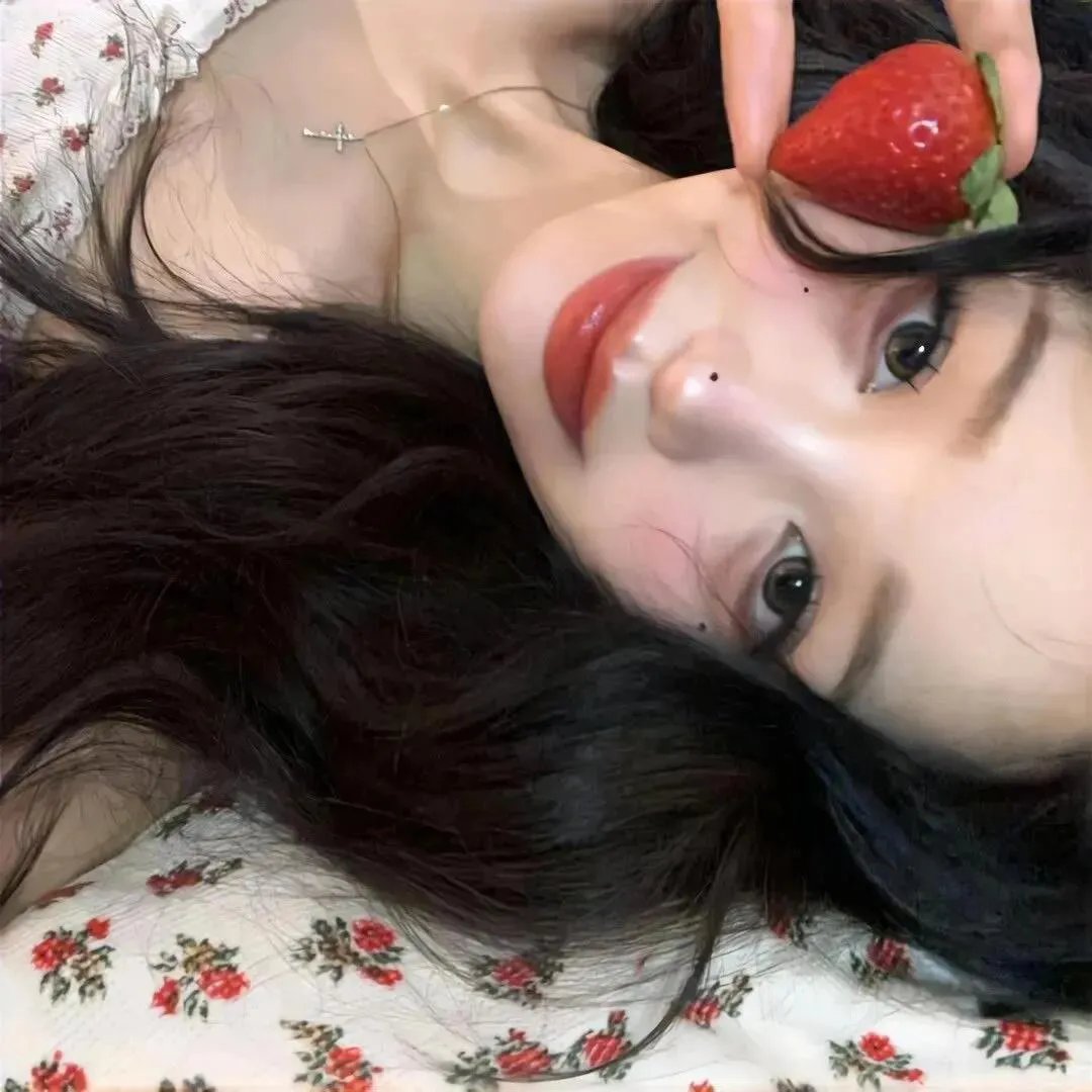 女孩的灵缇犬